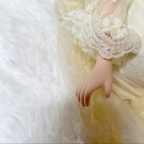 Vintage Tender Heart Treasures Porcelain Victorian Sachet Doll - Picture 5 of 9